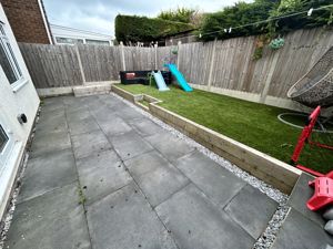 Photo 23- click for photo gallery